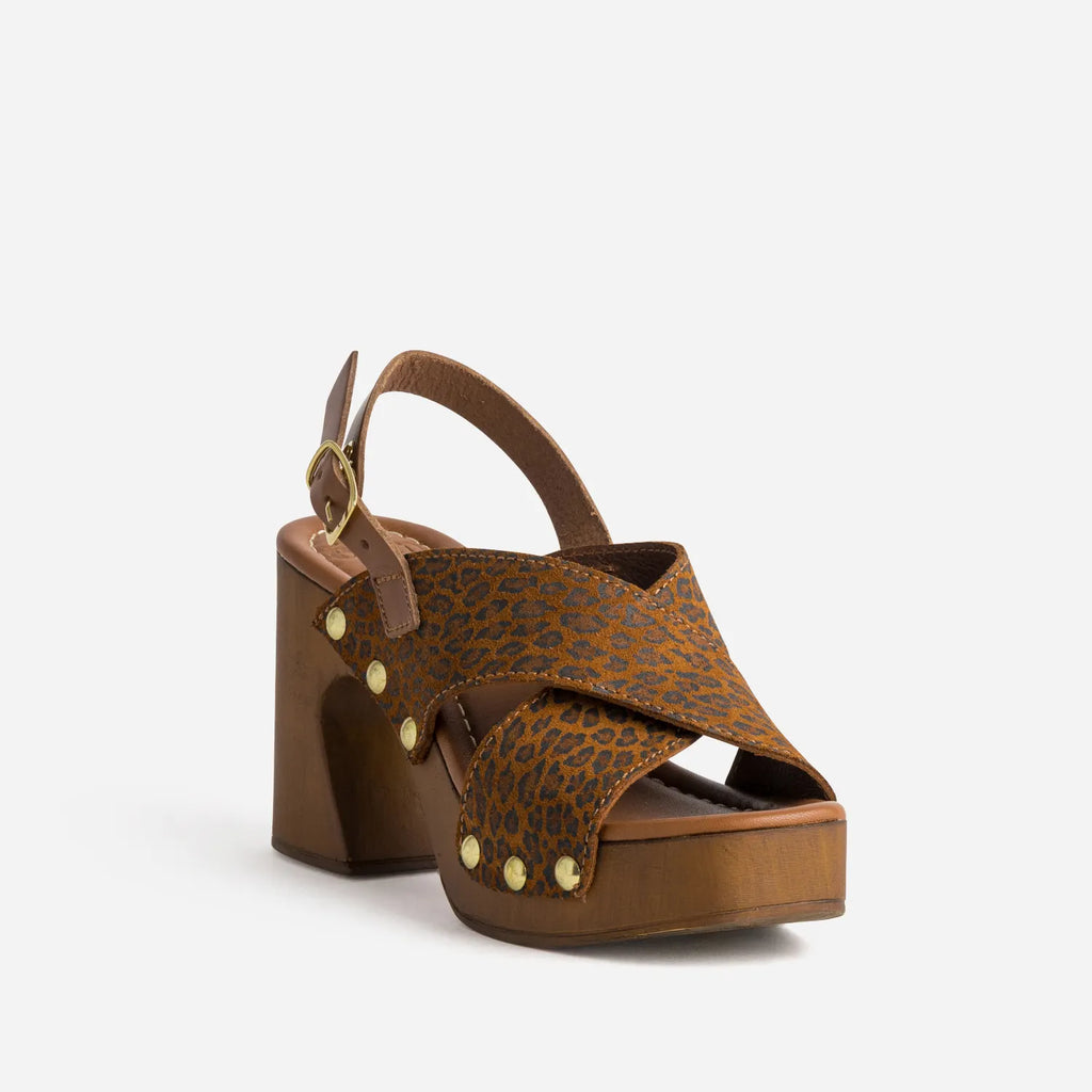 Zamirey - Sandalias con plataforma cerrada en cruz de leopardo
